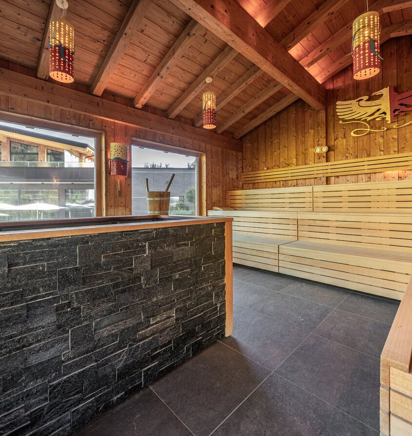 Holzsauna mit Blick auf den Haldensee